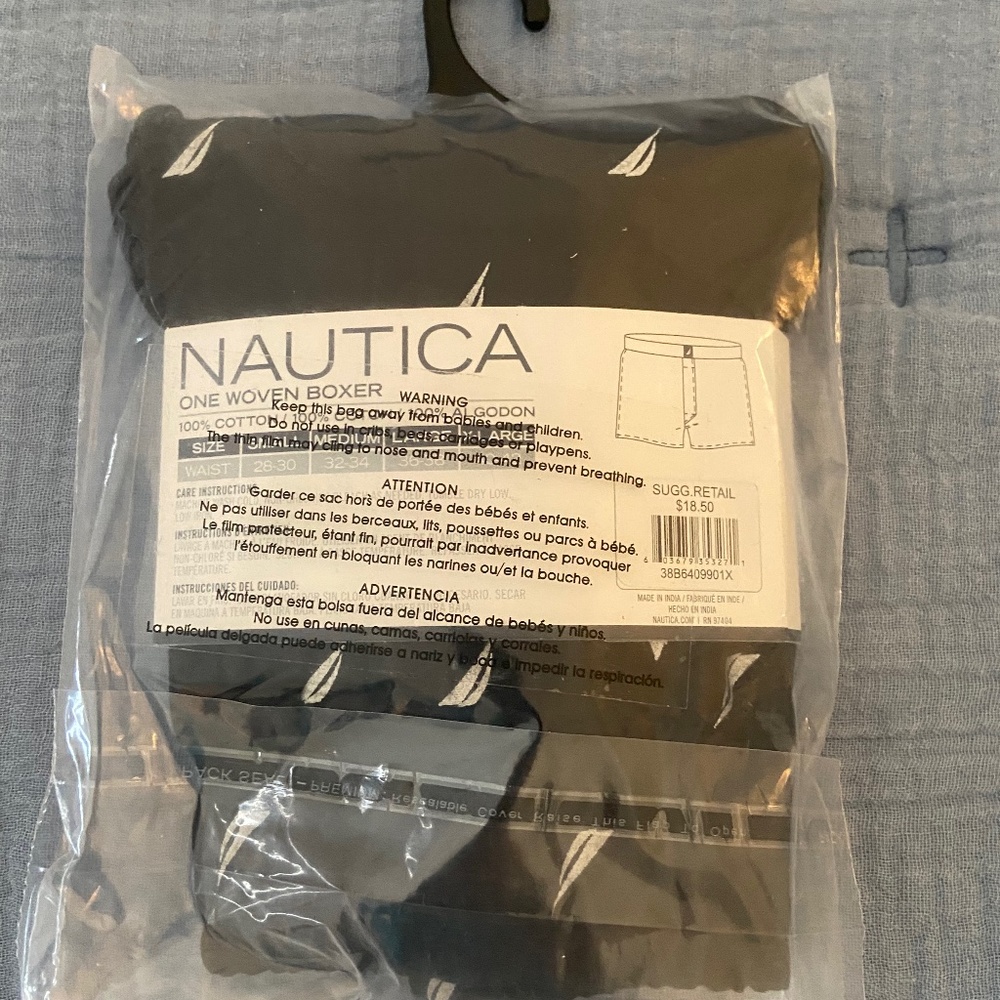 1 pair of ⛵️ Nautica Woven Boxer XL Cotton Navy Black NEW Never opened!
